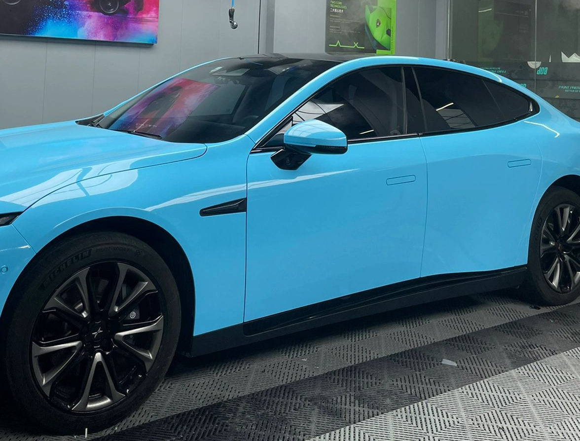 Mallcas™ Glossy Sky Blue Vinyl Wrap