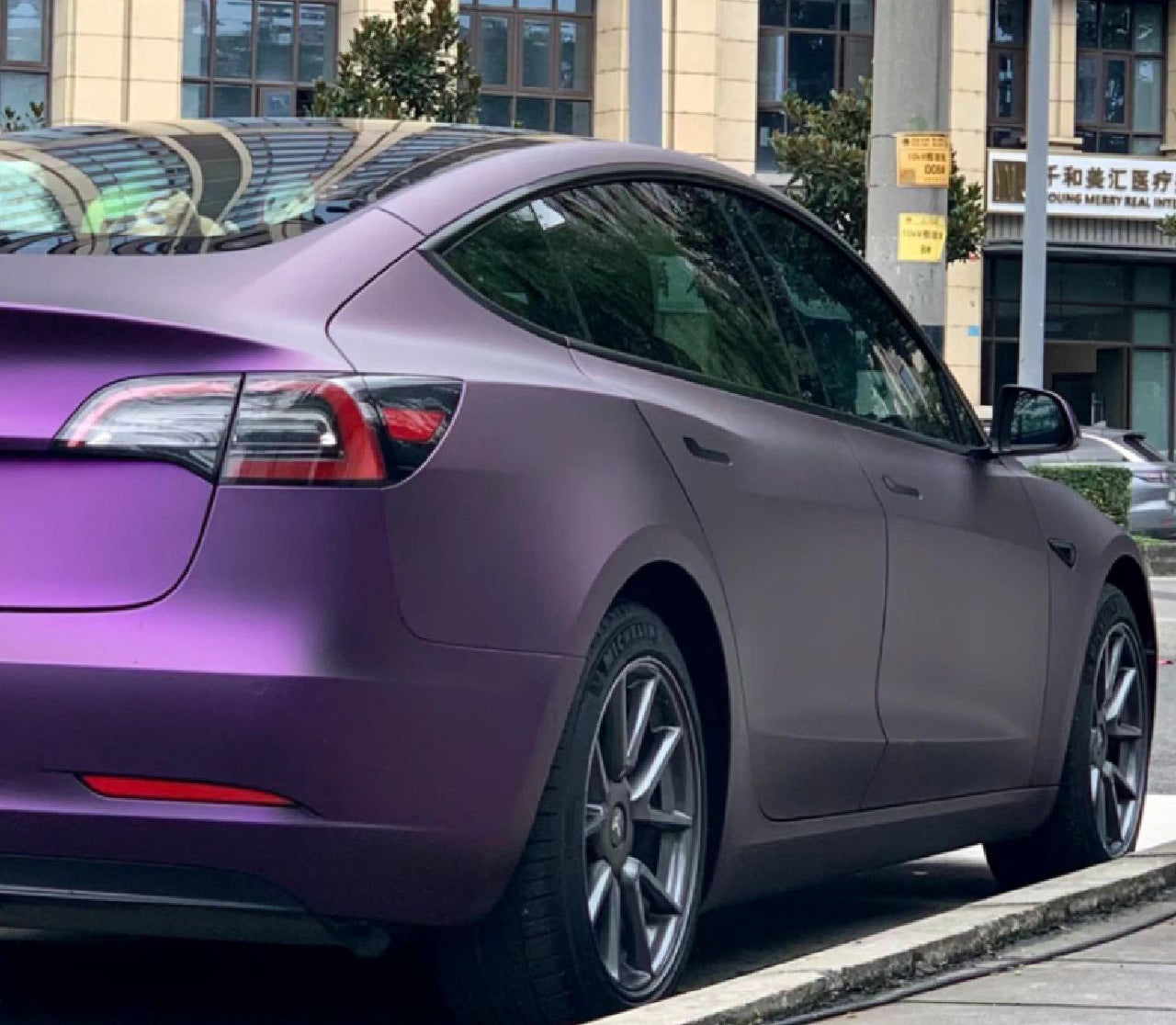 Mallcas™ Matte Magic Purple Vinyl Wrap (PET Liner)