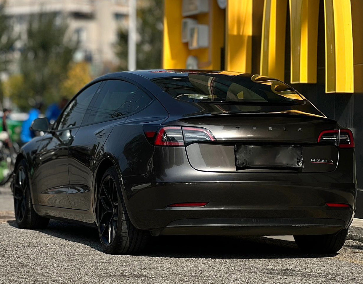 Mallcas™ Glossy Liquid Metallic Liquid Tungsten Vinyl Wrap (PET Liner)