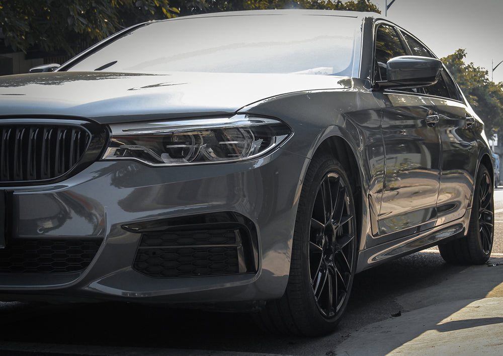 Mallcas™ Glossy Nardo Grey Vinyl Wrap (PET Liner)