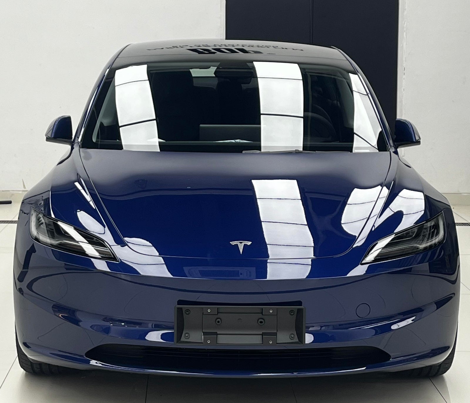 Mallcas™ Glossy Klein Blue Vinyl Wrap (PET Liner)