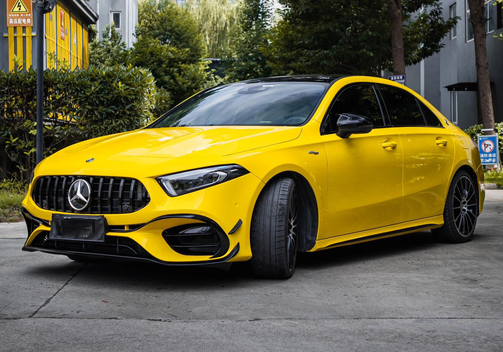 Mallcas™ Glossy Speed Yellow Vinyl Wrap (PET Liner)