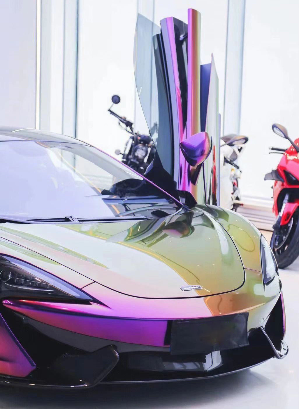 Mallcas™ Glossy Magic Colored Purple Vinyl Wrap (PET Liner)