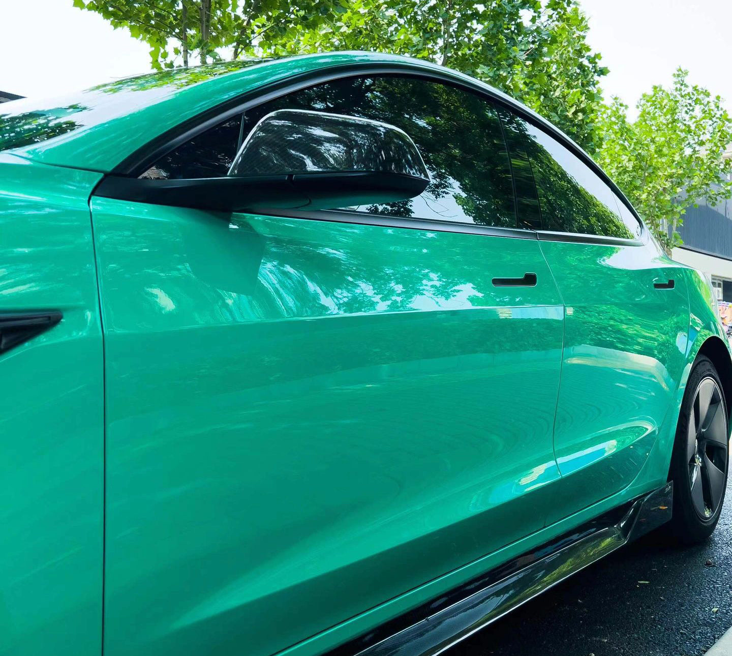 Mallcas™ Glossy Light Green Vinyl Wrap